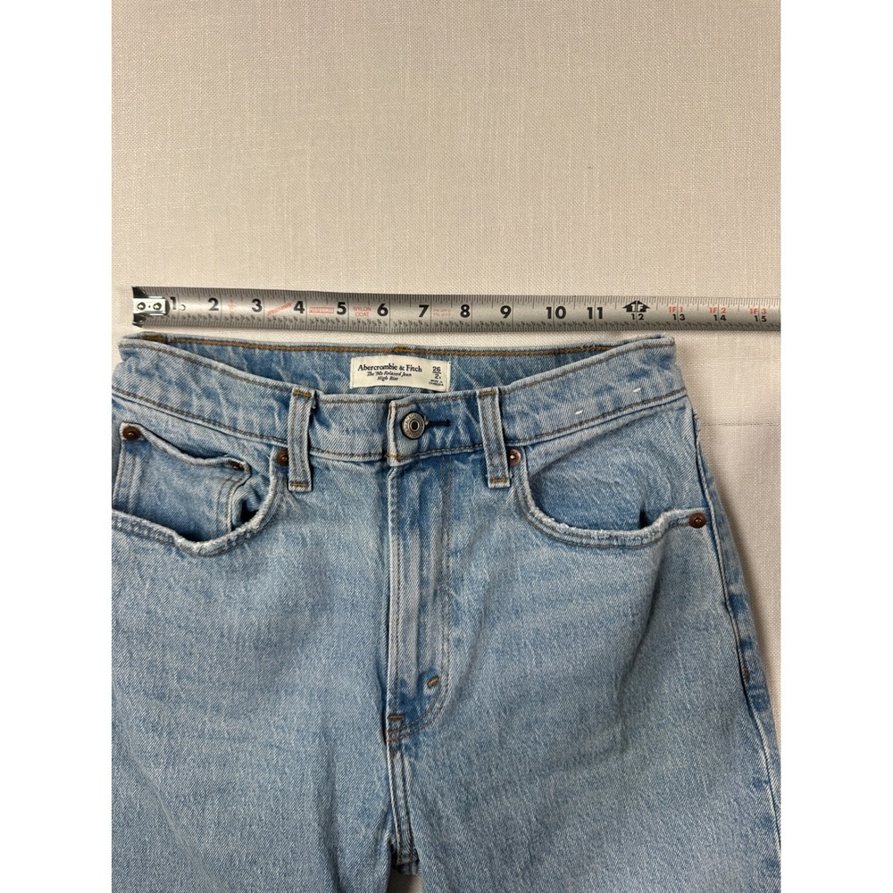 Abercrombie & Fitch The 90s Relaxed Jean High Rise Wide Leg Cuffed 26 2R Blue - Picture 7 of 8